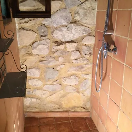 Landhaus La Cabane Du Jardin Sauve